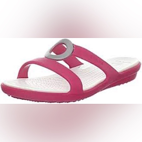 Crocs Women's Sanrah Sandal Size 7